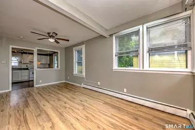 33 Beacon Street, New Britain, CT 06053 - Photo 6