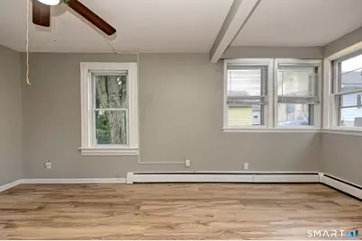 33 Beacon Street, New Britain, CT 06053 - Photo 8