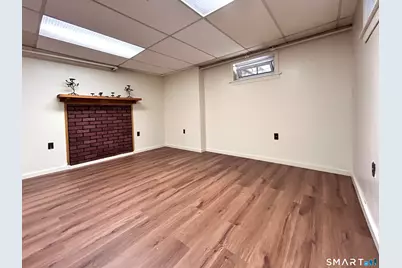 70 Guilford Drive, Bridgeport, CT 06606 - Photo 28