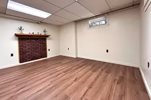 70 Guilford Dr, Bridgeport, CT 06606 - Photo 28