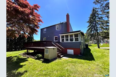 70 Guilford Drive, Bridgeport, CT 06606 - Photo 34