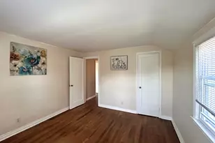 70 Guilford Dr, Bridgeport, CT 06606 - Photo 26