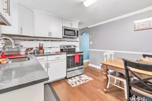 65 Westmere St, Bridgeport, CT 06606 - Photo 18