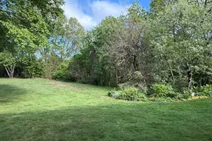 104 Wellington Dr, Farmington, CT 06032 - Photo 24