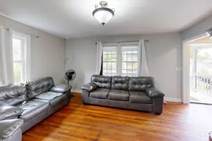 52 Andrews St, Meriden, CT 06451 - Photo 4