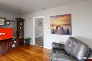 52 Andrews St, Meriden, CT 06451 - Photo 6