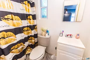 1 Ash St, Waterbury, CT 06704 - Photo 14