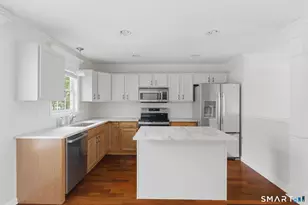 46 Donahue Ln, Manchester, CT 06042 - Photo 14