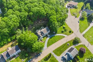 1 Hidden Brook Rd, Hamden, CT 06518 - Photo 2