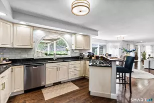 1 Hidden Brook Rd, Hamden, CT 06518 - Photo 12