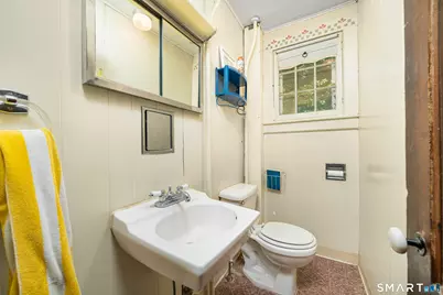 29 South Main Street, Windsor Locks, CT 06096 - Photo 10