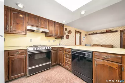 29 South Main Street, Windsor Locks, CT 06096 - Photo 6