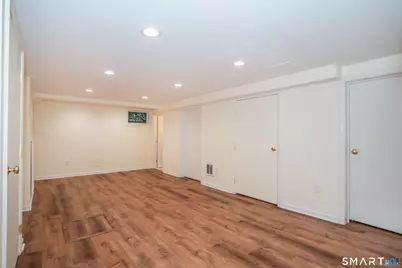 17 Troy Street, West Hartford, CT 06119 - Photo 28