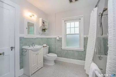 17 Troy Street, West Hartford, CT 06119 - Photo 26