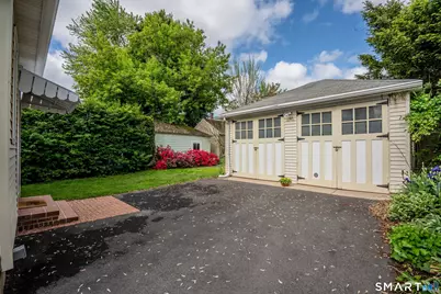 17 Troy Street, West Hartford, CT 06119 - Photo 2