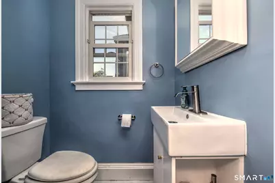 30 West End Avenue, New Britain, CT 06052 - Photo 20