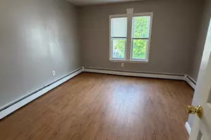 9 Mechanic St, Griswold, CT 06351 - Photo 10