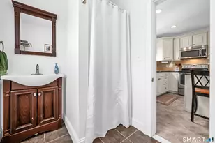 2 Morrison Ave, Wethersfield, CT 06109 - Photo 14