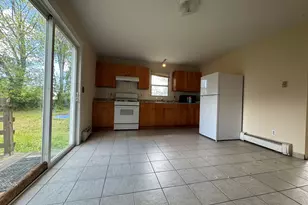 301 McGrath Ct, Stratford, CT 06615 - Photo 4