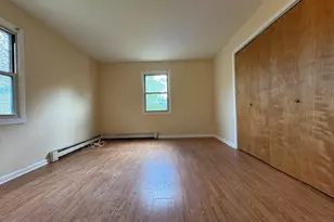 301 McGrath Ct, Stratford, CT 06615 - Photo 8