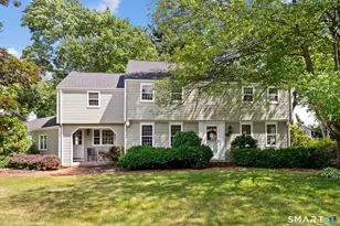 24 Drury Ln, West Hartford, CT 06117 - Photo 2