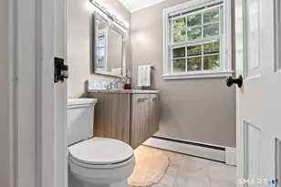 24 Drury Ln, West Hartford, CT 06117 - Photo 18