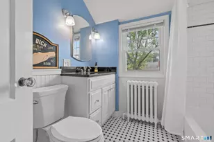 16 Clifton Ave, West Hartford, CT 06107 - Photo 26