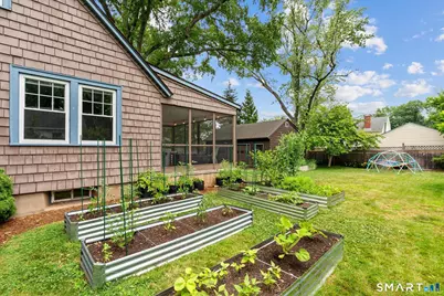 16 Clifton Avenue, West Hartford, CT 06107 - Photo 30