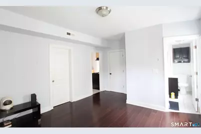 [Address not provided], New Haven, CT 06519 - Photo 10