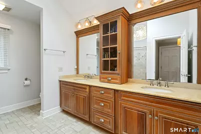 11 Walmsley Road, Darien, CT 06820 - Photo 18