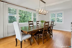 11 Walmsley Rd, Darien, CT 06820 - Photo 8