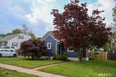 33 Linnmore Drive, Manchester, CT 06040 - Photo 2