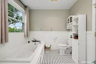 50 Crown St, Trumbull, CT 06611 - Photo 24