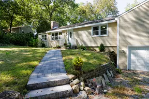 239-A Rockledge Rd, Lyme, CT 06371 - Photo 2