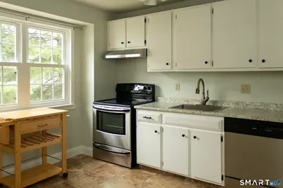 10 Georgetown Drive #J, Enfield, CT 06082 - Photo 2
