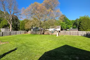 15 Van Buren Rd, Enfield, CT 06082 - Photo 10