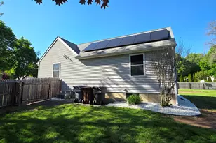 15 Van Buren Rd, Enfield, CT 06082 - Photo 6