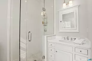 24 Orchard Pl, Greenwich, CT 06830 - Photo 22