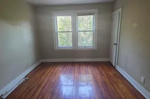 242 Enfield St, Hartford, CT 06112 - Photo 10
