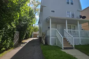 242 Enfield St, Hartford, CT 06112 - Photo 2