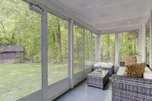 1016 Hebron Ave, Glastonbury, CT 06033 - Photo 2