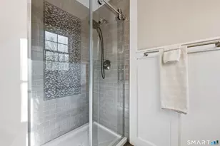 47 Dunbar Ln, Hamden, CT 06514 - Photo 16