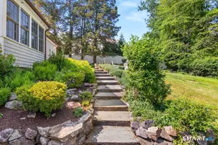 28 East Ln, Darien, CT 06820 - Photo 30