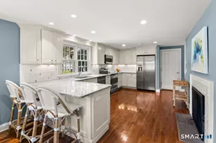 28 East Ln, Darien, CT 06820 - Photo 8
