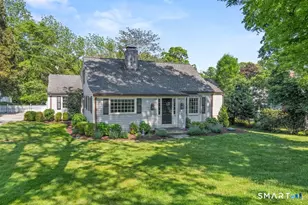 28 East Ln, Darien, CT 06820 - Photo 2