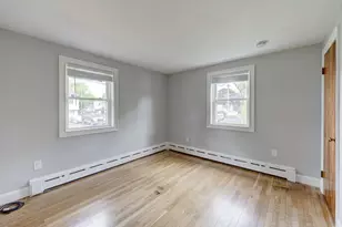 25 Amity St, Meriden, CT 06450 - Photo 22