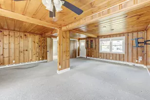 25 Amity St, Meriden, CT 06450 - Photo 14