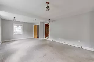 25 Amity St, Meriden, CT 06450 - Photo 10