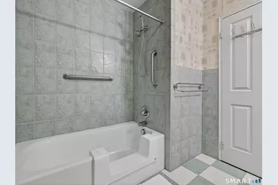 46 Hampton Park #46, Branford, CT 06405 - Photo 14
