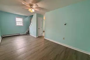 40 Portland Ave, Old Lyme, CT 06371 - Photo 16